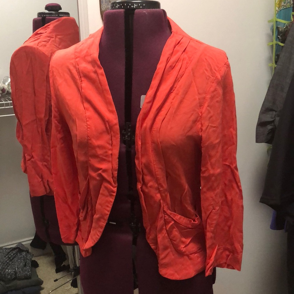 Thin blazer
